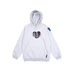 [여유수량 ~12/4 pm 1시까지 할인율 15% 적용] Black heart logo hoodie